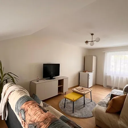 Private In Quiet Area Apartment